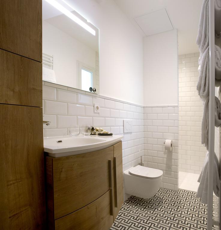 Douce Nuits Hotell Exteriör bild