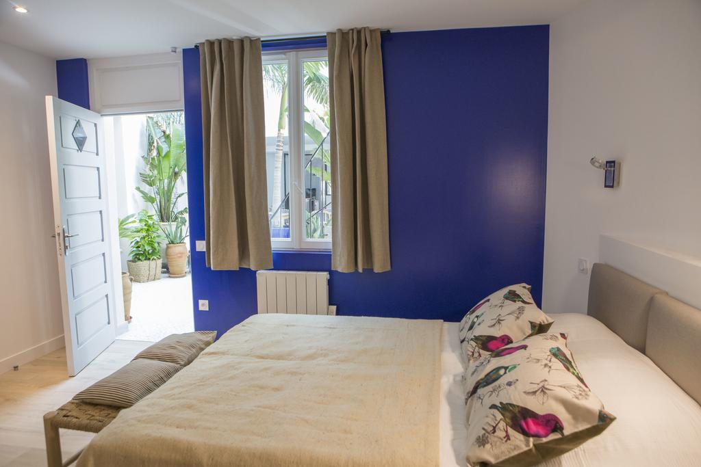 Douce Nuits Hotell Exteriör bild